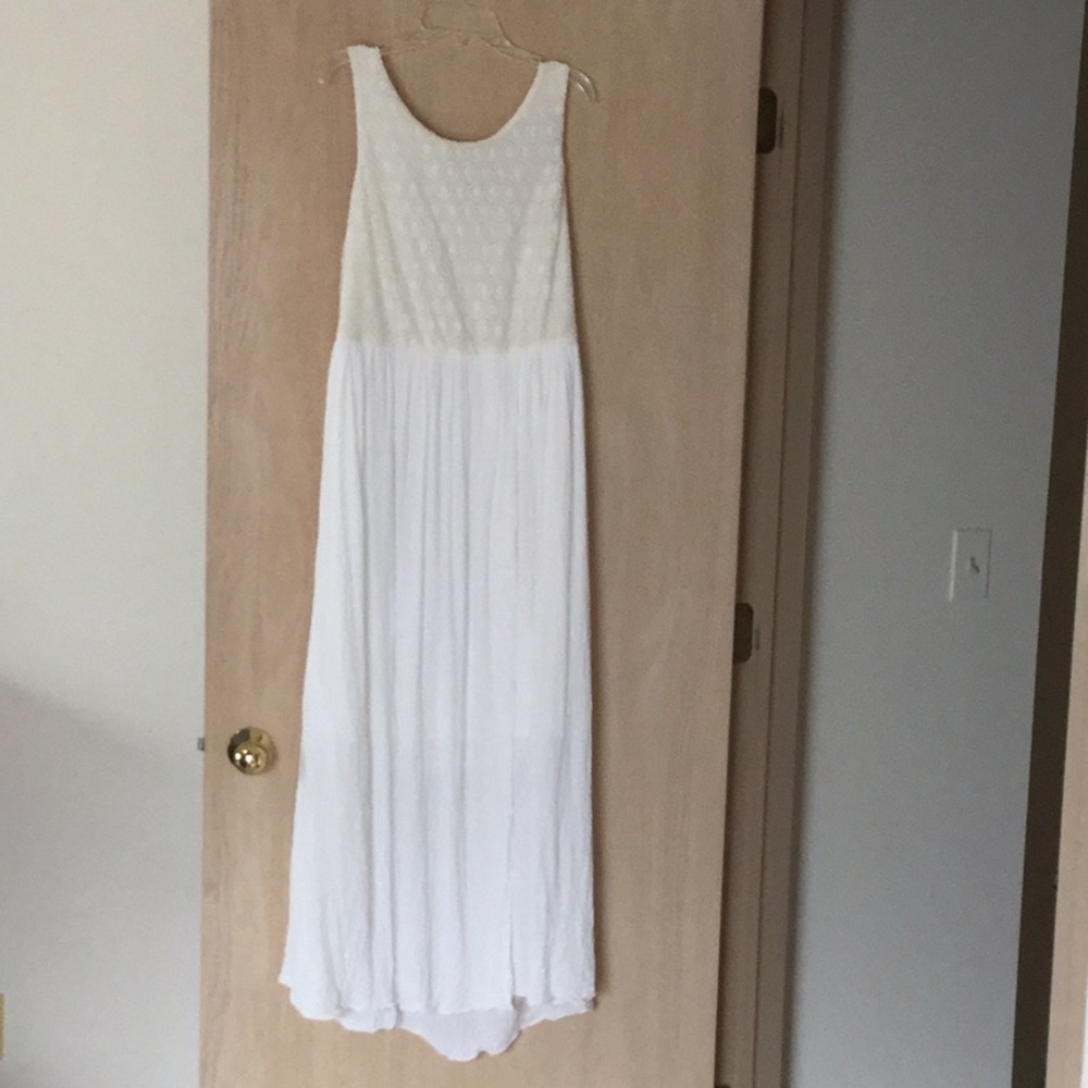 Long white dress